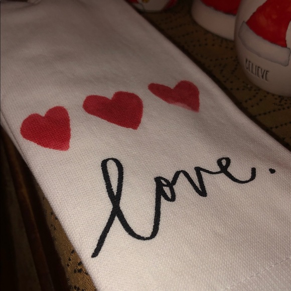 Rae Dunn LOVE Kitchen Towels Set of 3 - Picture 7 of 7